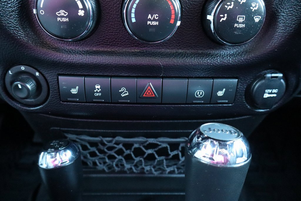 Used 2016 Jeep Wrangler Unlimited Sport image 11