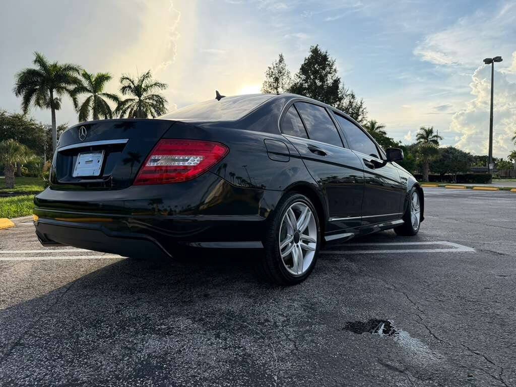 Used 2013 Mercedes-Benz C 250 Sedan image 5