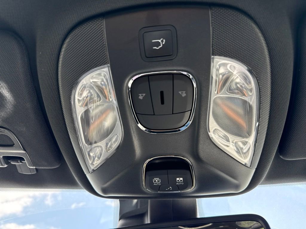 New 2026 Jeep Compass Limited AWD/4WD image 32