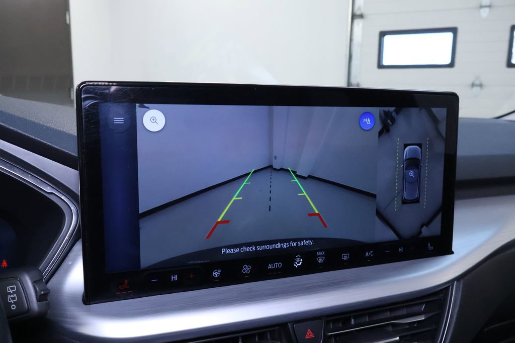 Used 2024 Ford Escape Platinum image 31