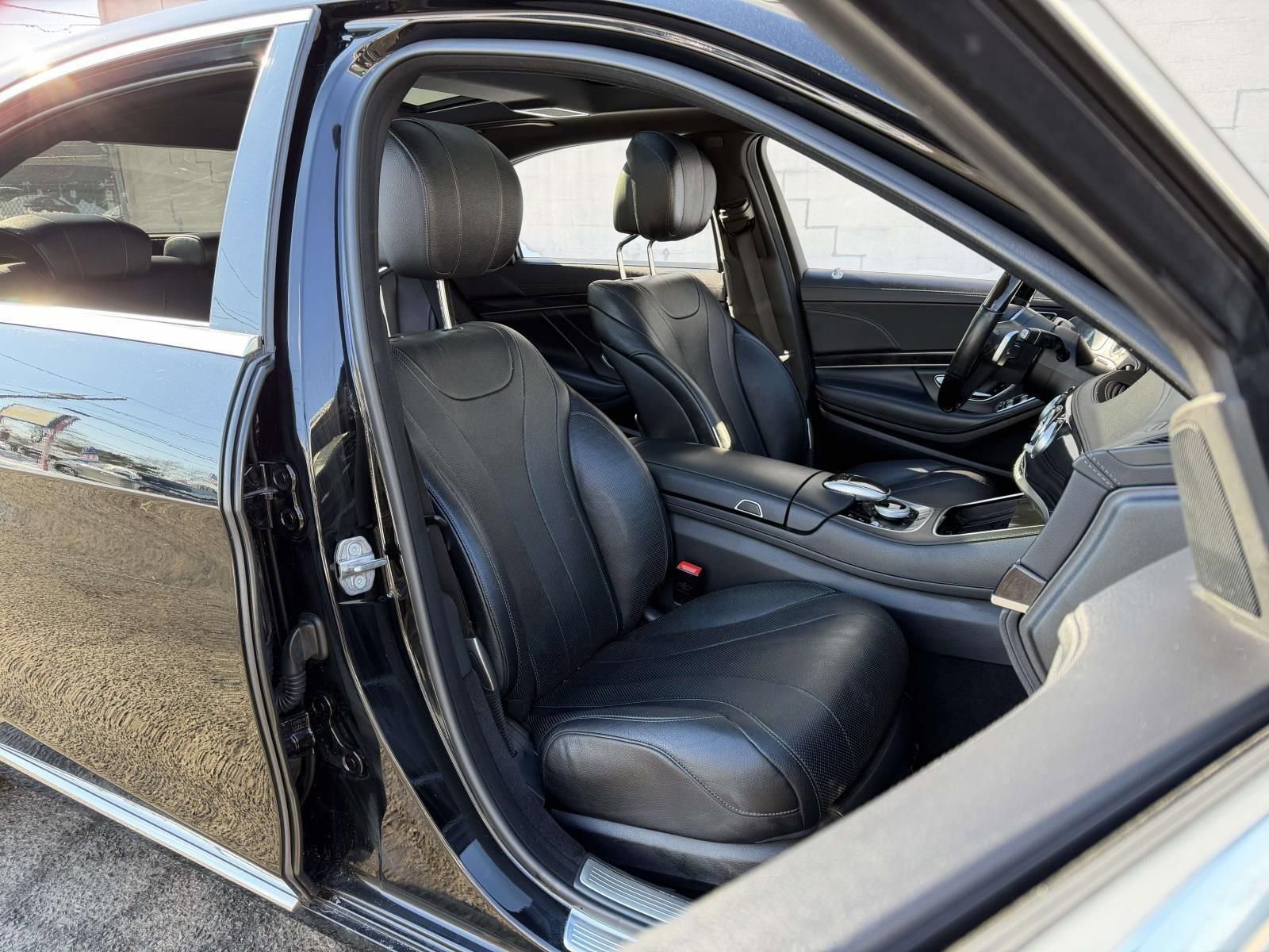 Used 2020 Mercedes-Benz S 450 4MATIC Sedan w/ Premium Package image 11