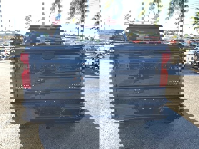Used 2023 Chevrolet Silverado 1500 Custom image 6