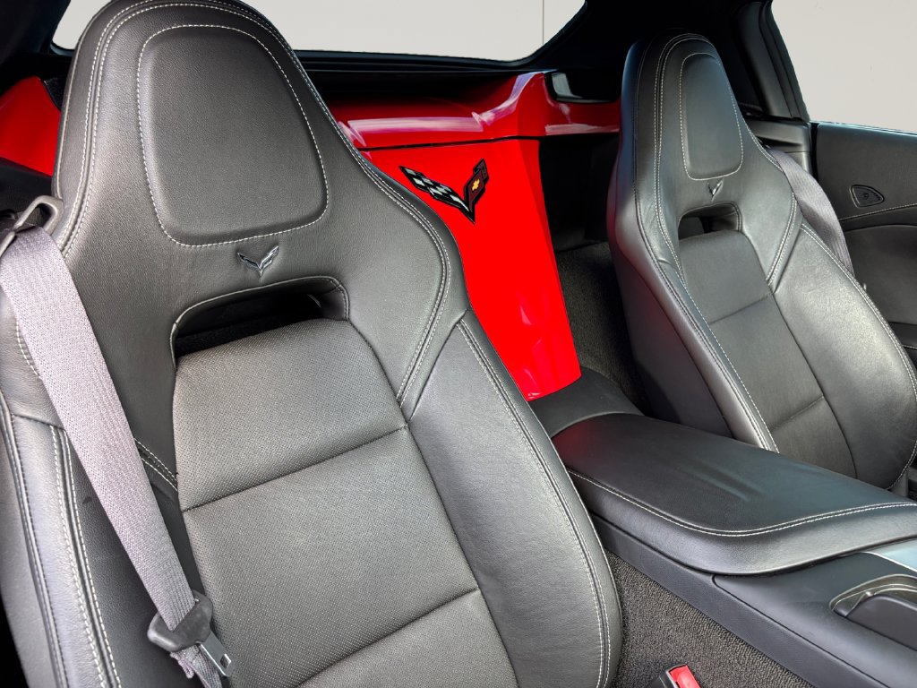 Used 2016 Chevrolet Corvette Stingray Convertible w/ 2LT Preferred Equipment Group RWD image 17