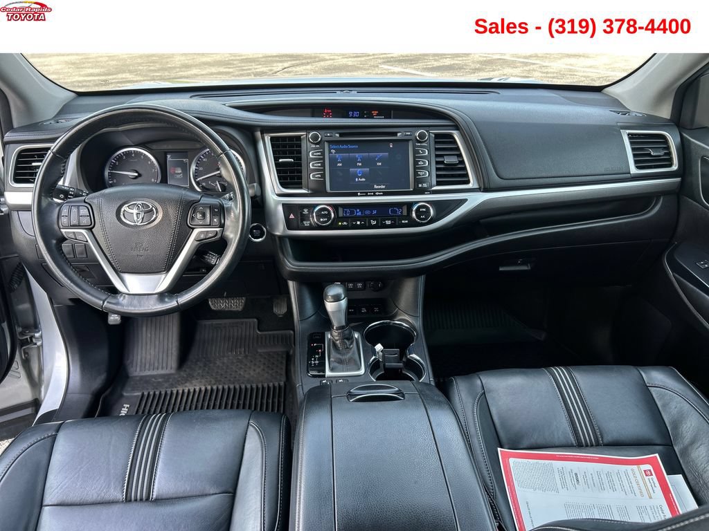Used 2018 Toyota Highlander SE AWD/4WD image 12