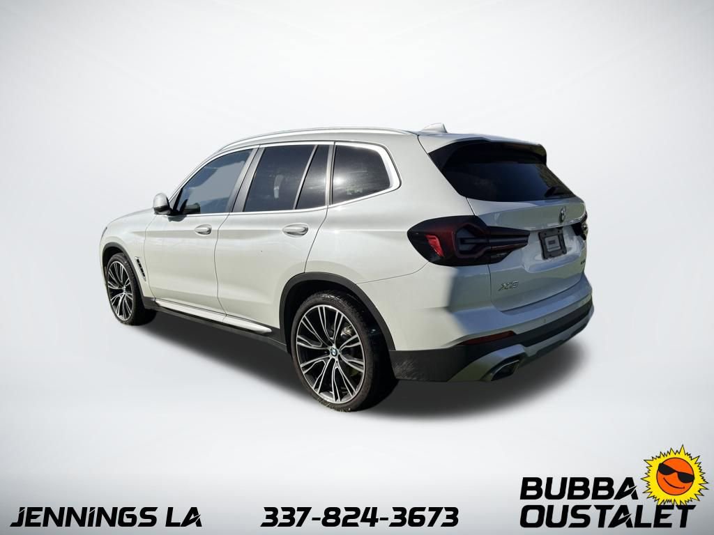 Used 2024 BMW X3 sDrive30i w/ Premium Package image 3
