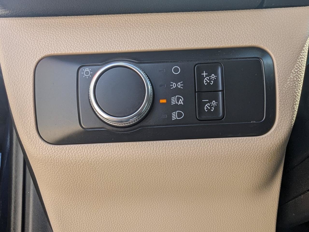 Used 2021 Ford Escape SE AWD/4WD image 19