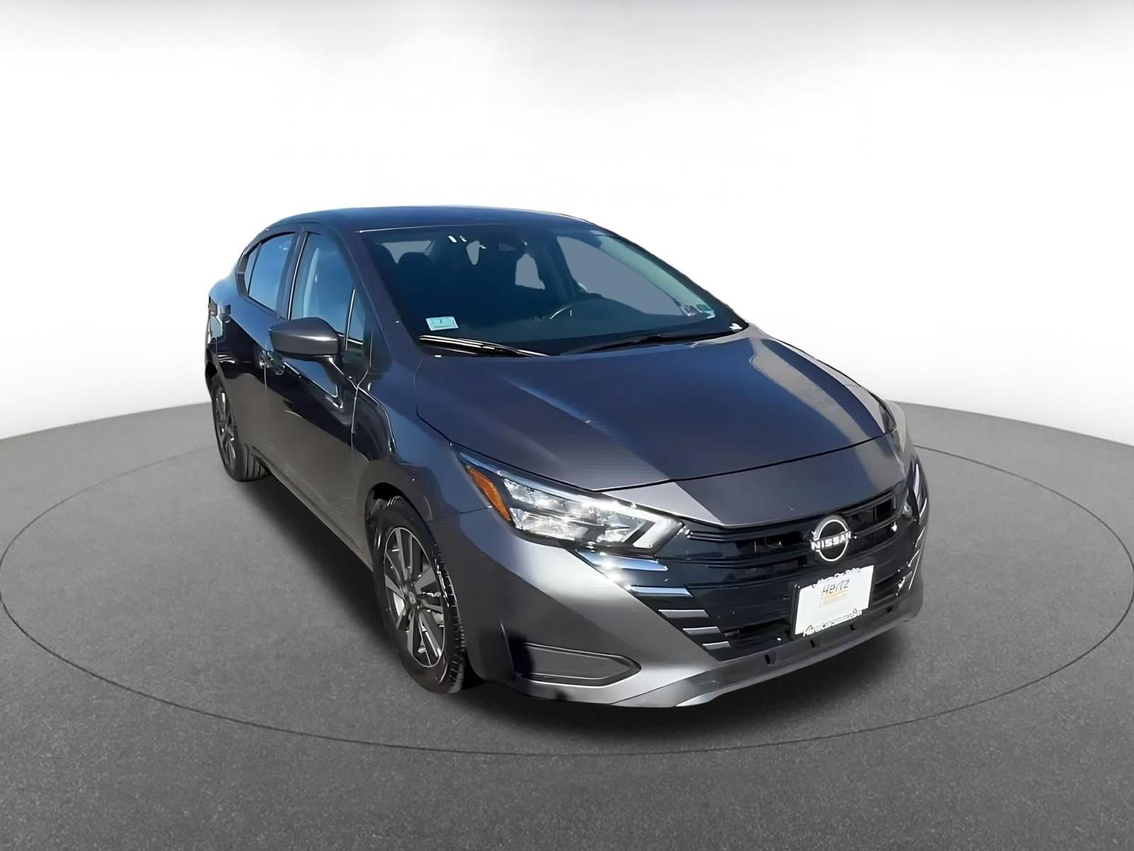 Used 2025 Nissan Versa SV FWD image 3