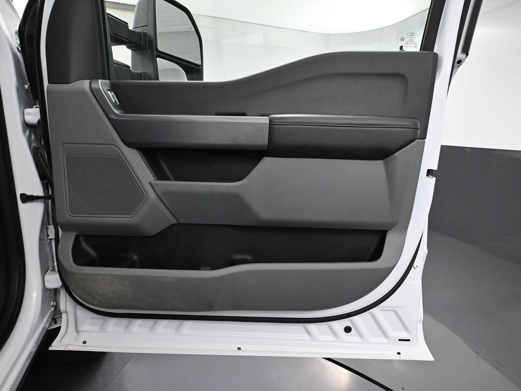 Used 2024 Ford F350 XLT w/ FX4 Off-Road Package image 43
