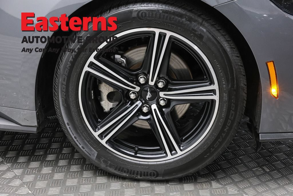 Used 2025 Ford Mustang Coupe RWD image 29