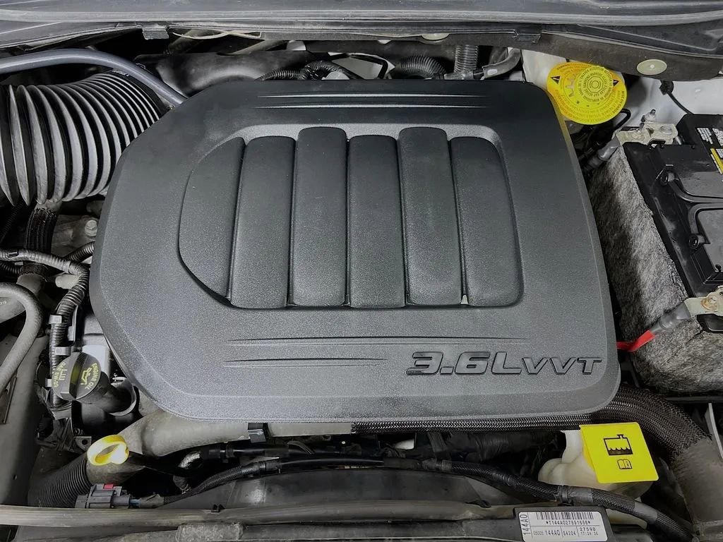 Used 2019 Dodge Grand Caravan GT image 31