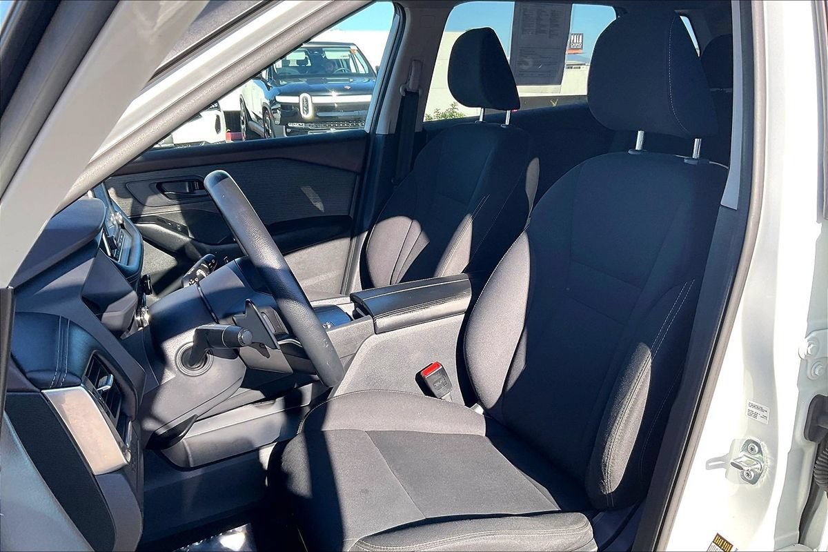 Used 2023 Nissan Rogue S FWD image 22