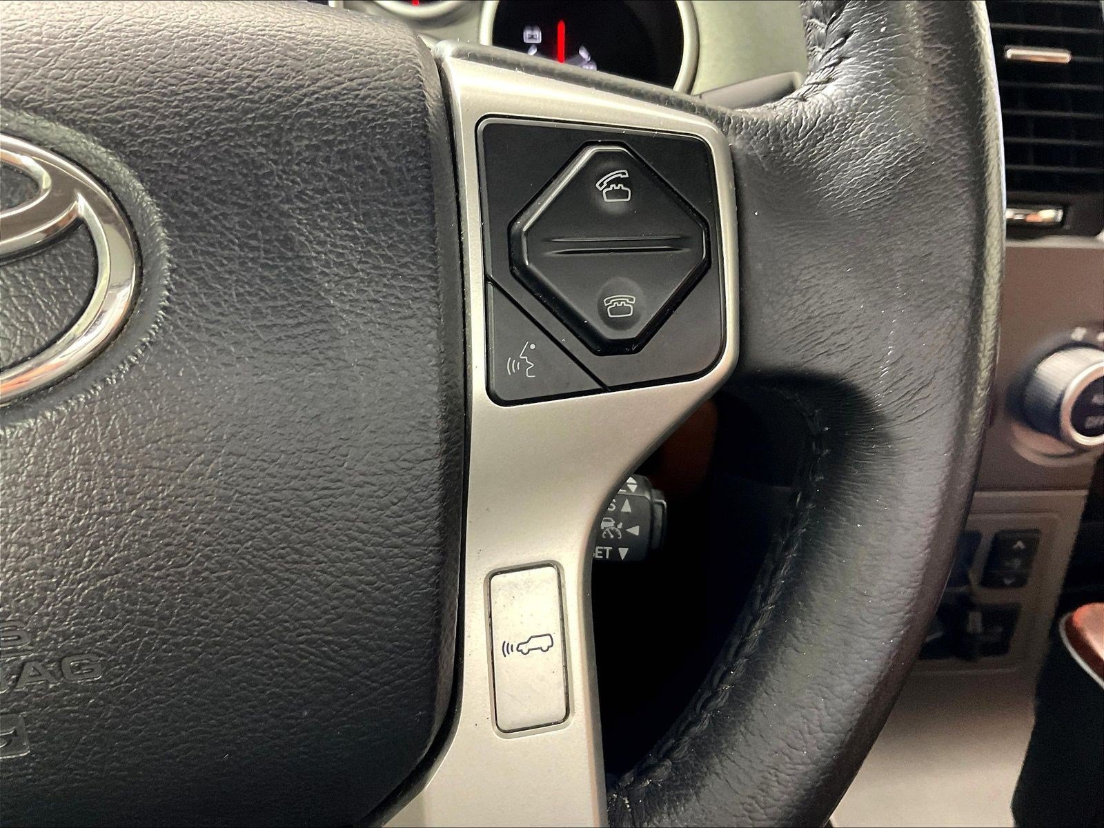 Used 2017 Toyota Sequoia Platinum RWD image 12
