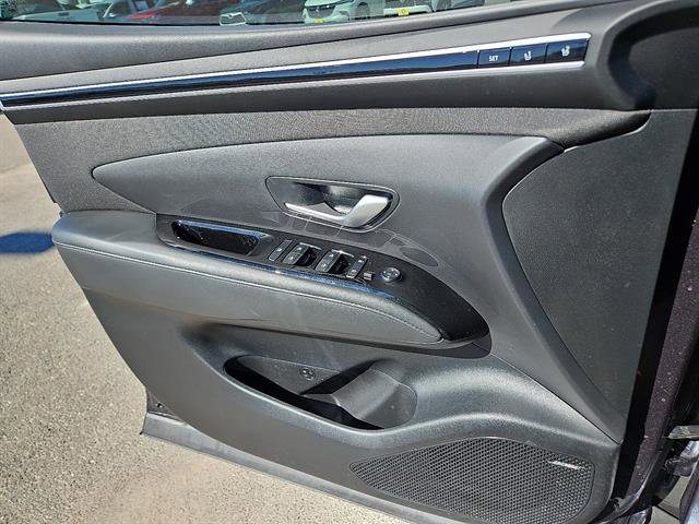 Used 2024 Hyundai Tucson Limited image 13