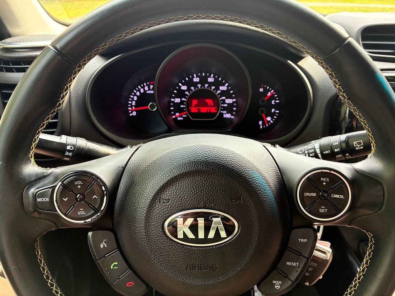 Used 2015 Kia Soul + w/ Audio Package FWD image 13