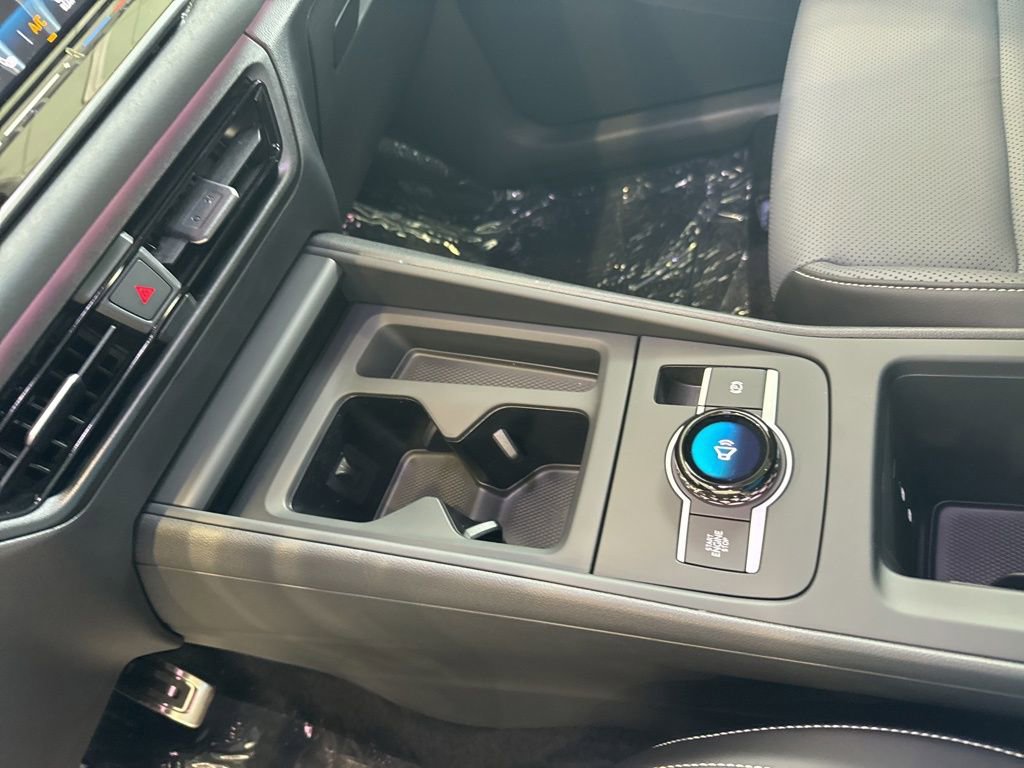 New 2025 Volkswagen Tiguan SE R-Line image 20