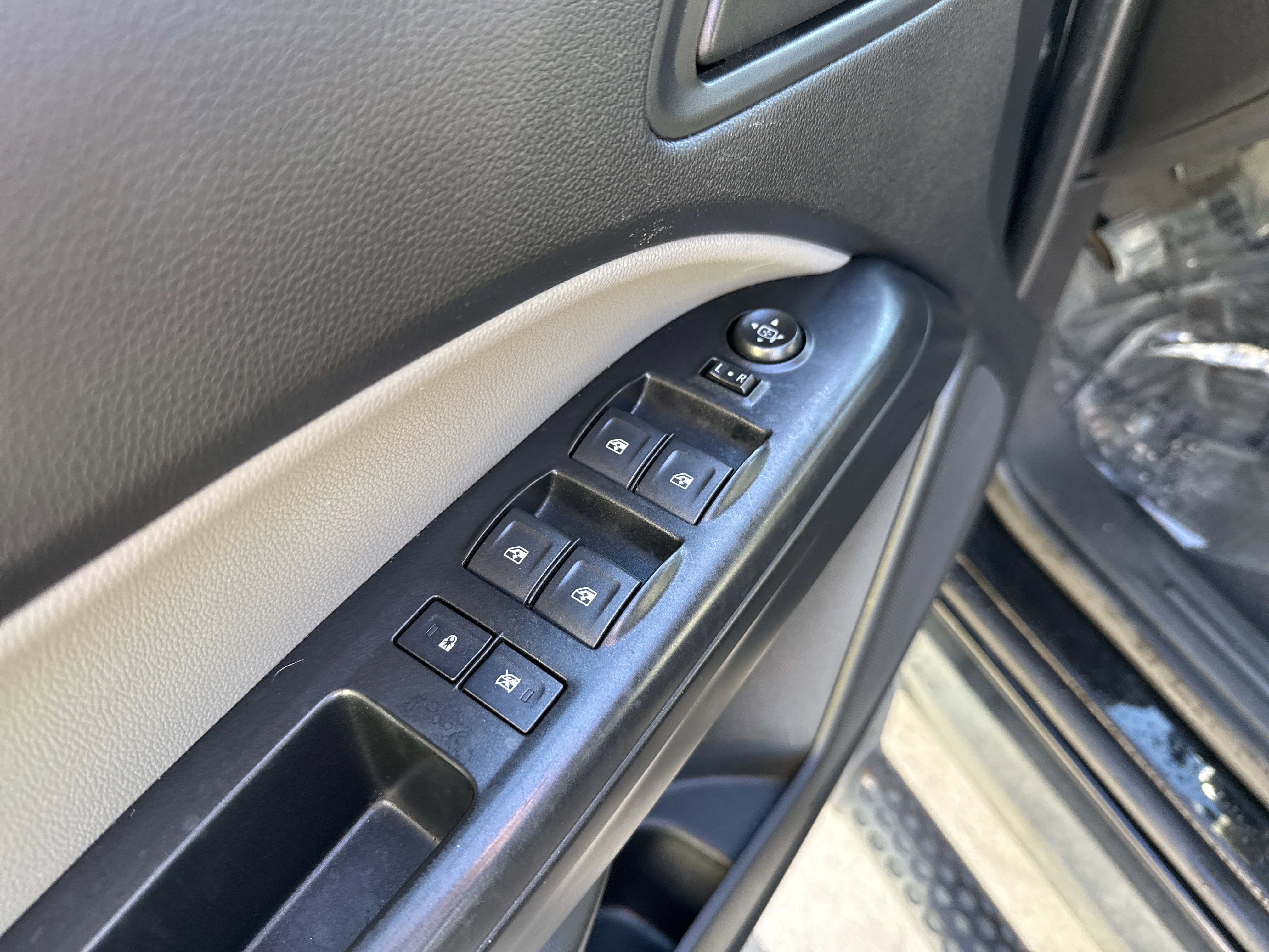 Used 2019 Chevrolet Colorado W/T w/ Custom Special Edition image 15