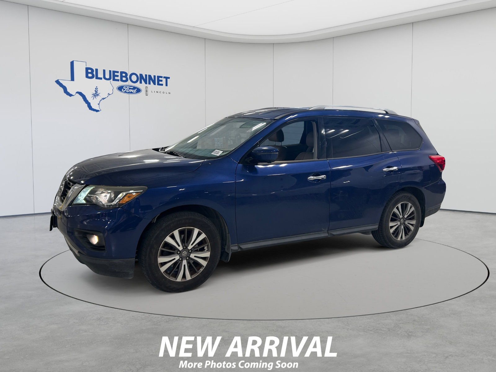Used 2017 Nissan Pathfinder SL