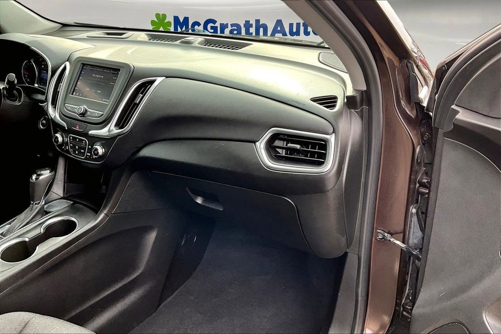 Used 2020 Chevrolet Equinox LT w/ Driver Convenience Package image 24
