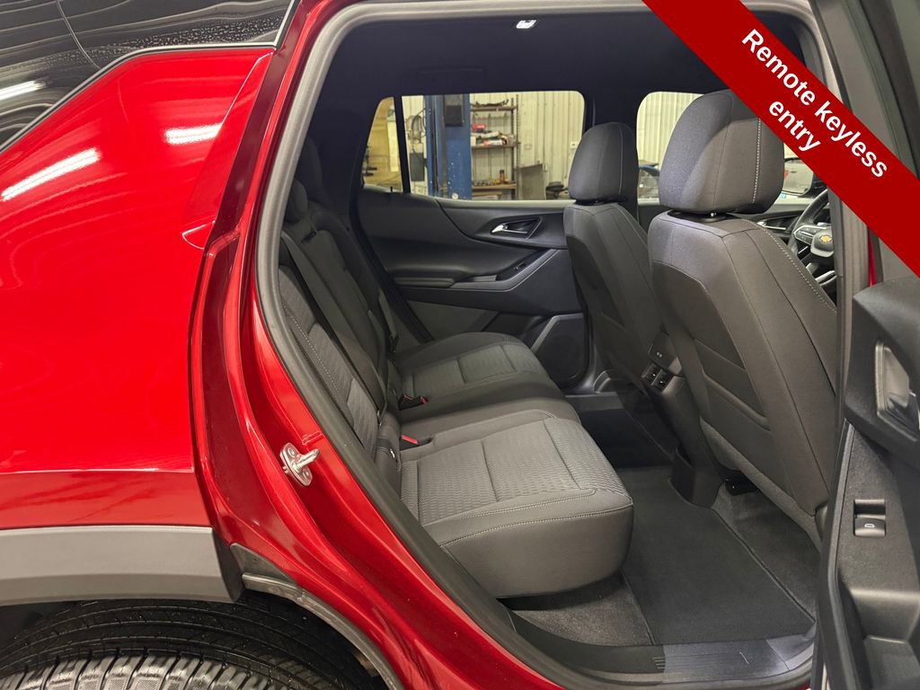 Used 2025 Chevrolet Equinox LT w/ Safety and Technology Package image 40