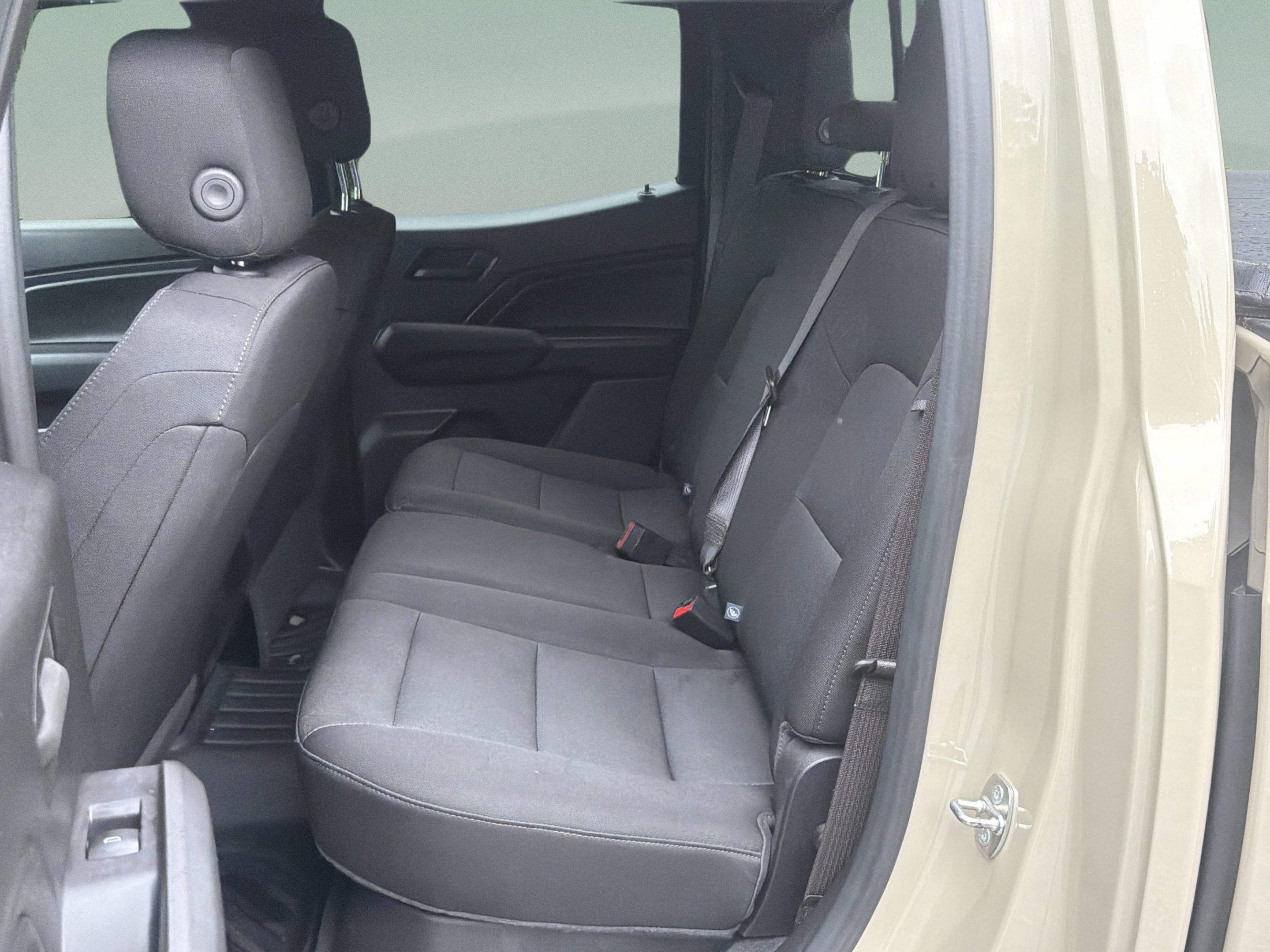 Used 2023 Chevrolet Colorado Trail Boss w/ Advanced Trailering Package AWD/4WD image 19
