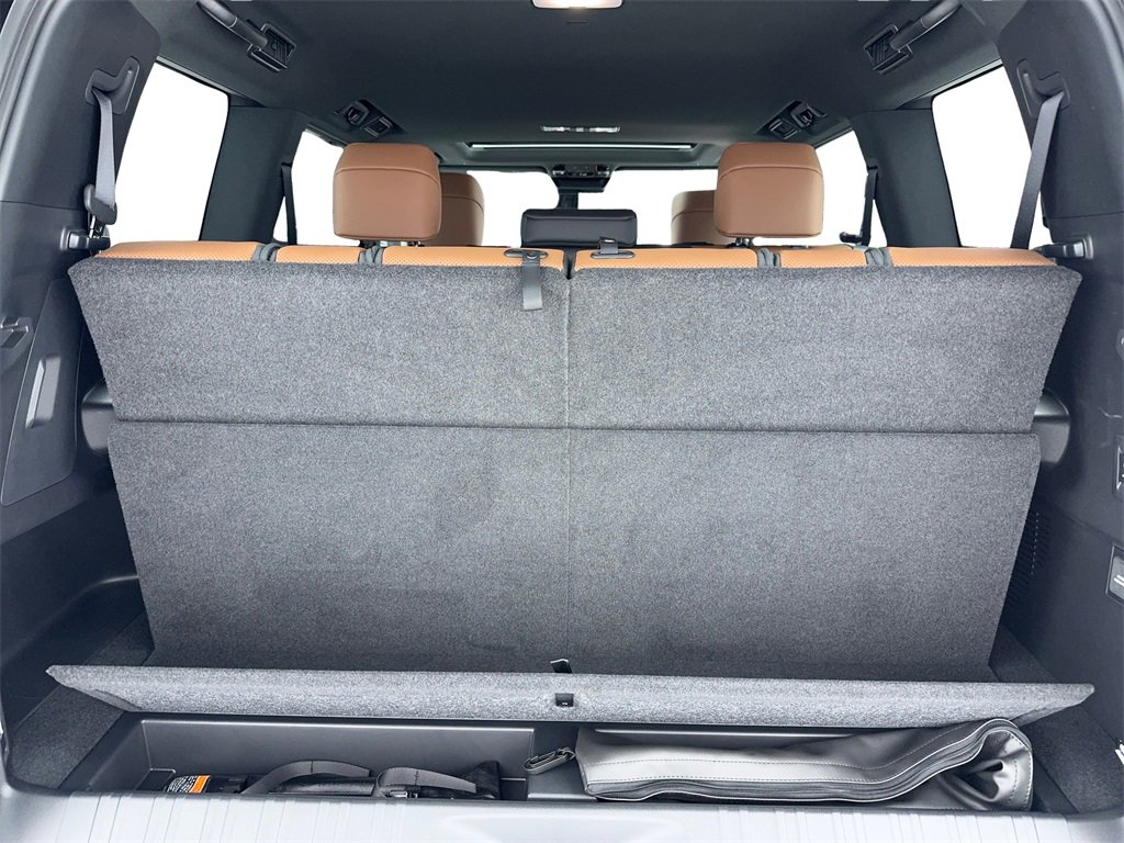 Used 2026 Lexus GX 550 image 19