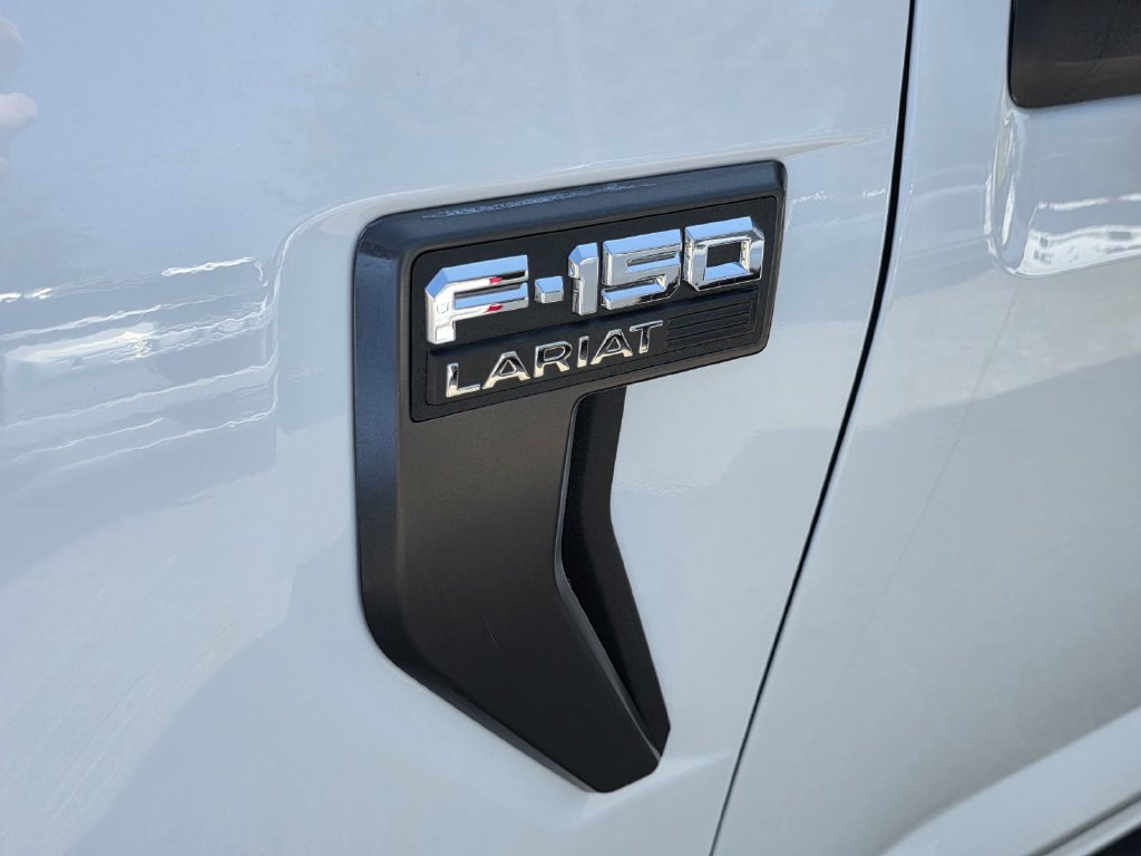 Used 2022 Ford F150 Lariat w/ Max Trailer Tow Package AWD/4WD image 30