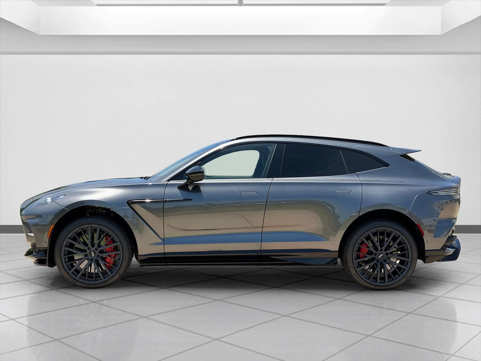 New 2026 Aston Martin DBX 707 AWD/4WD image 8