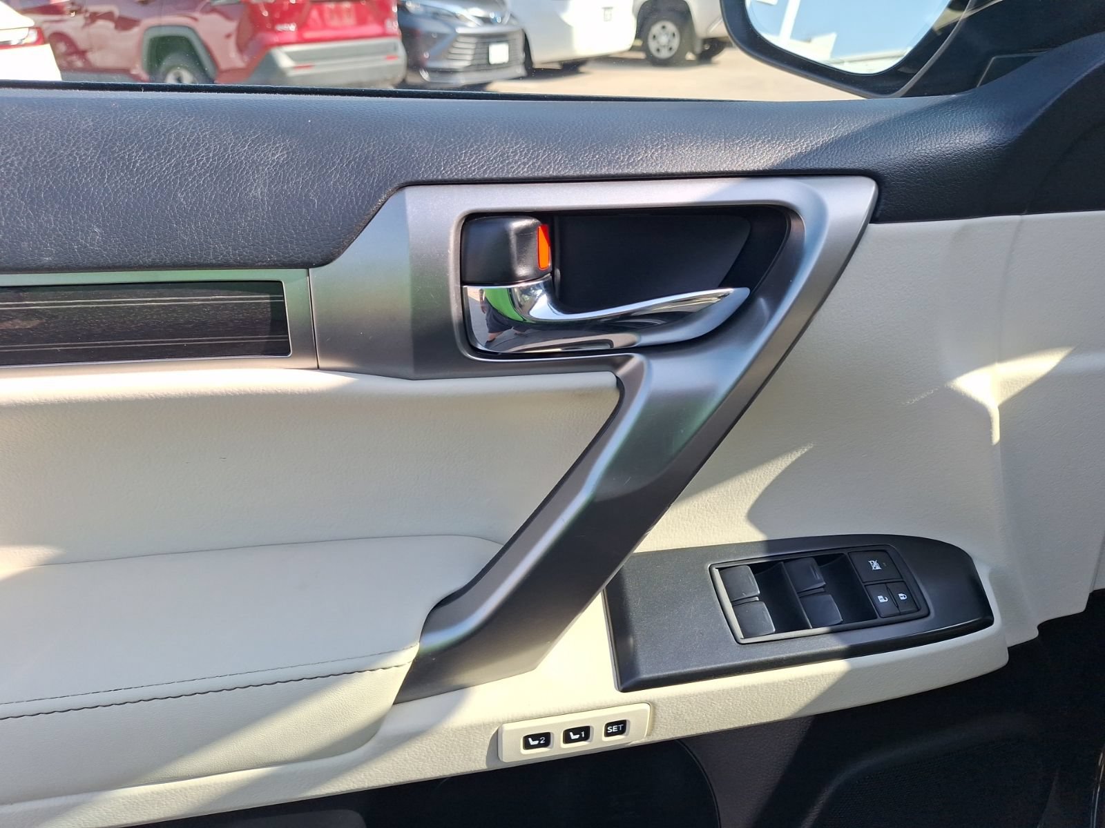 Used 2022 Lexus GX 460 Premium w/ Premium Package AWD/4WD image 16