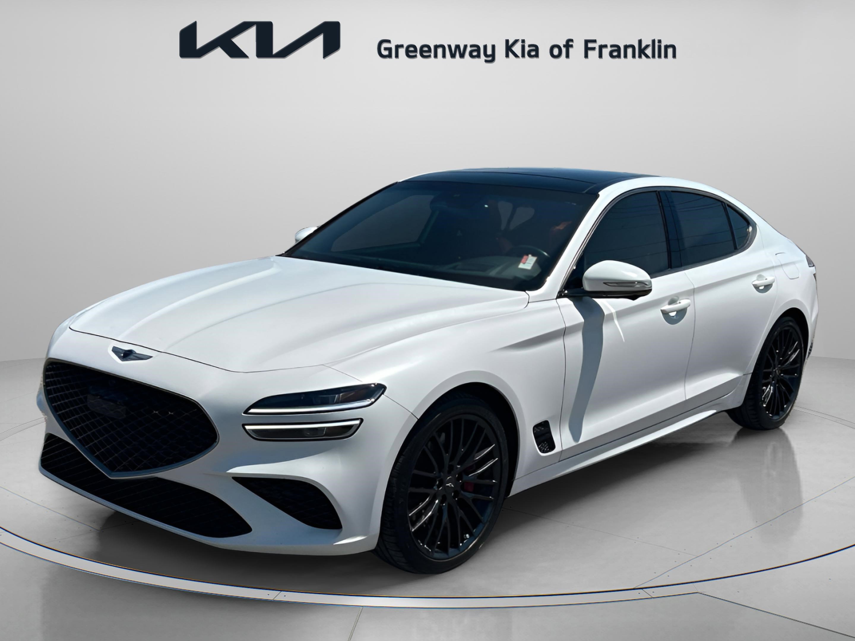 Used 2022 Genesis G70 3.3T Launch Edition RWD image 3