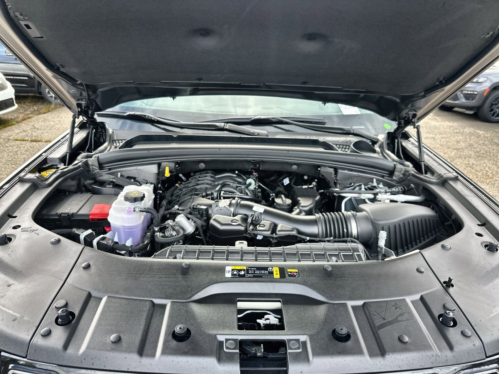 New 2025 Jeep Grand Cherokee Limited w/ Luxury Tech Group II image 28