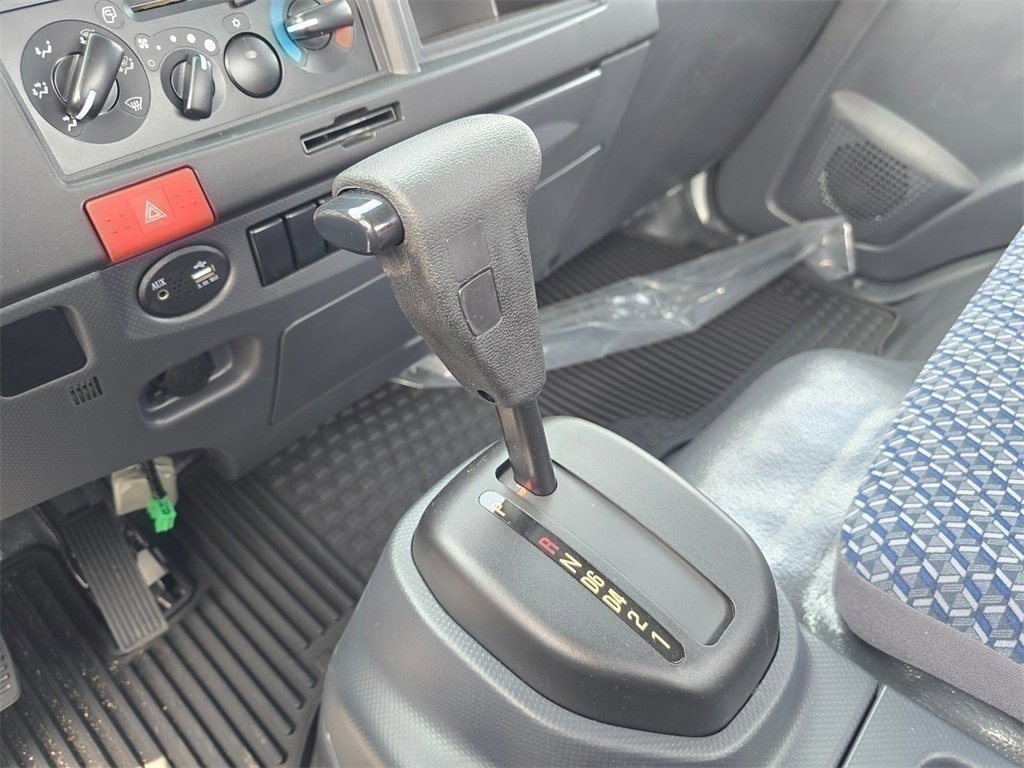 New 2024 Chevrolet Low Cab Forward image 19