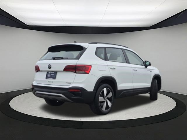 Certified 2024 Volkswagen Taos S image 7