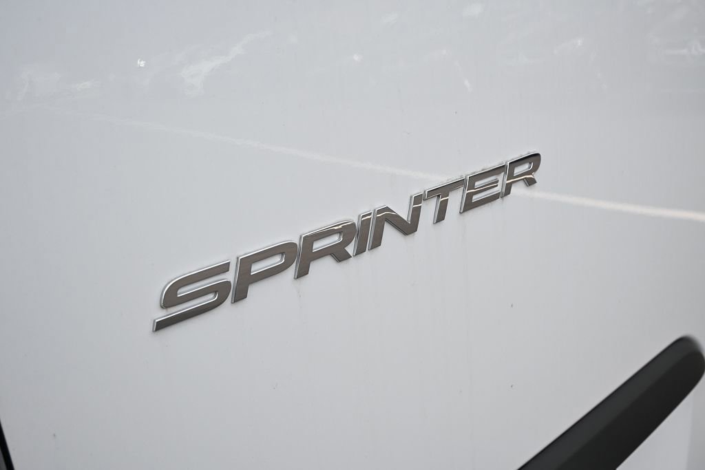 Used 2025 Mercedes-Benz Sprinter 2500 image 25