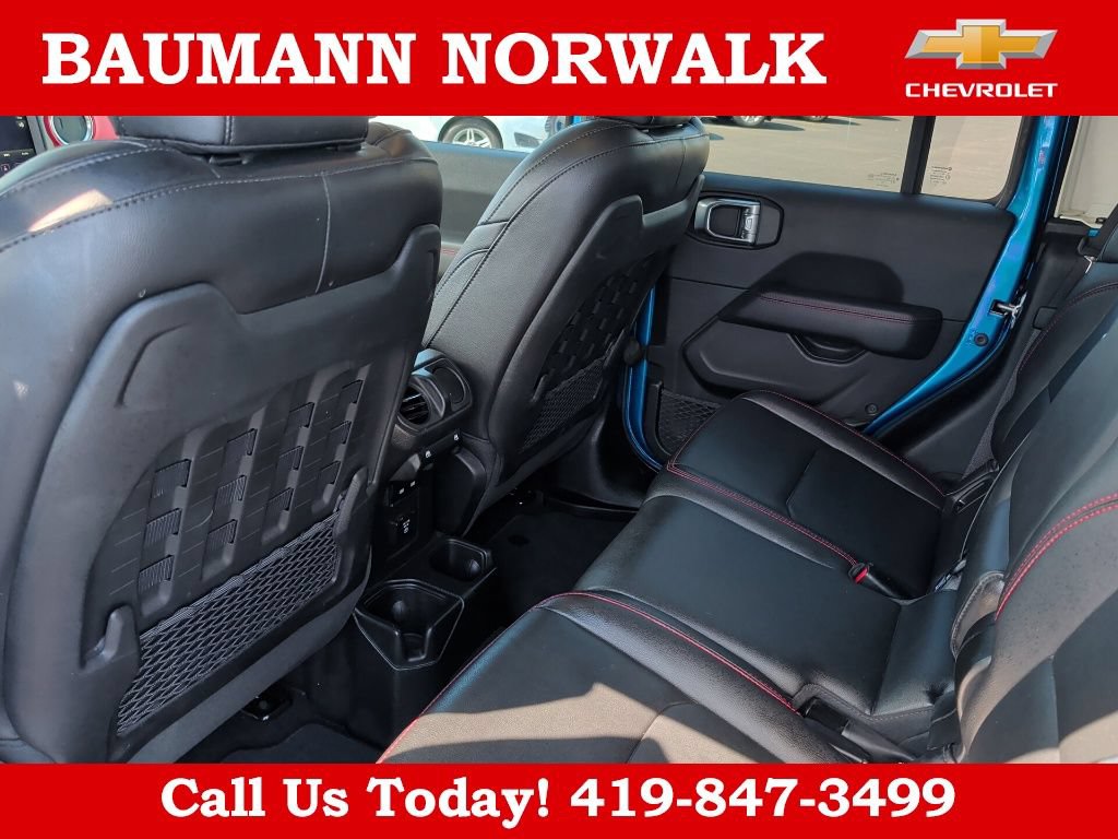 Used 2023 Jeep Gladiator Rubicon w/ Cold Weather Group AWD/4WD image 23