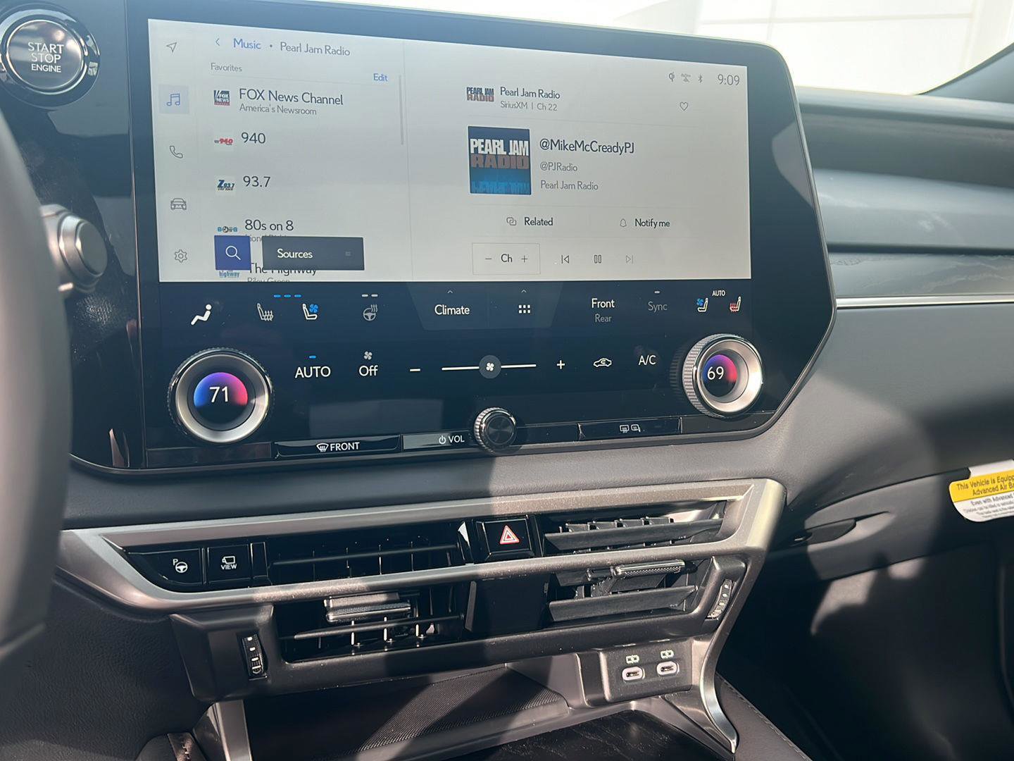 New 2026 Lexus RX 350 w/ Luxury Package image 25