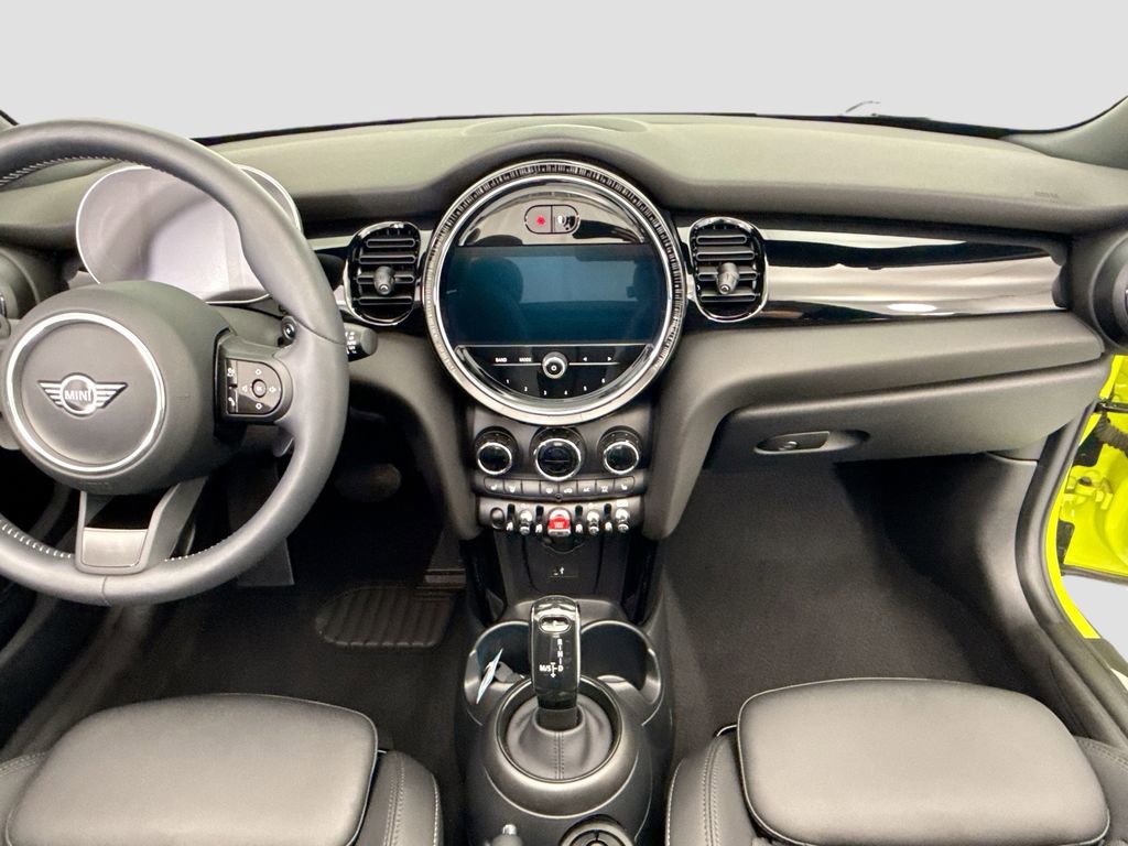 Certified 2024 MINI Cooper S image 17