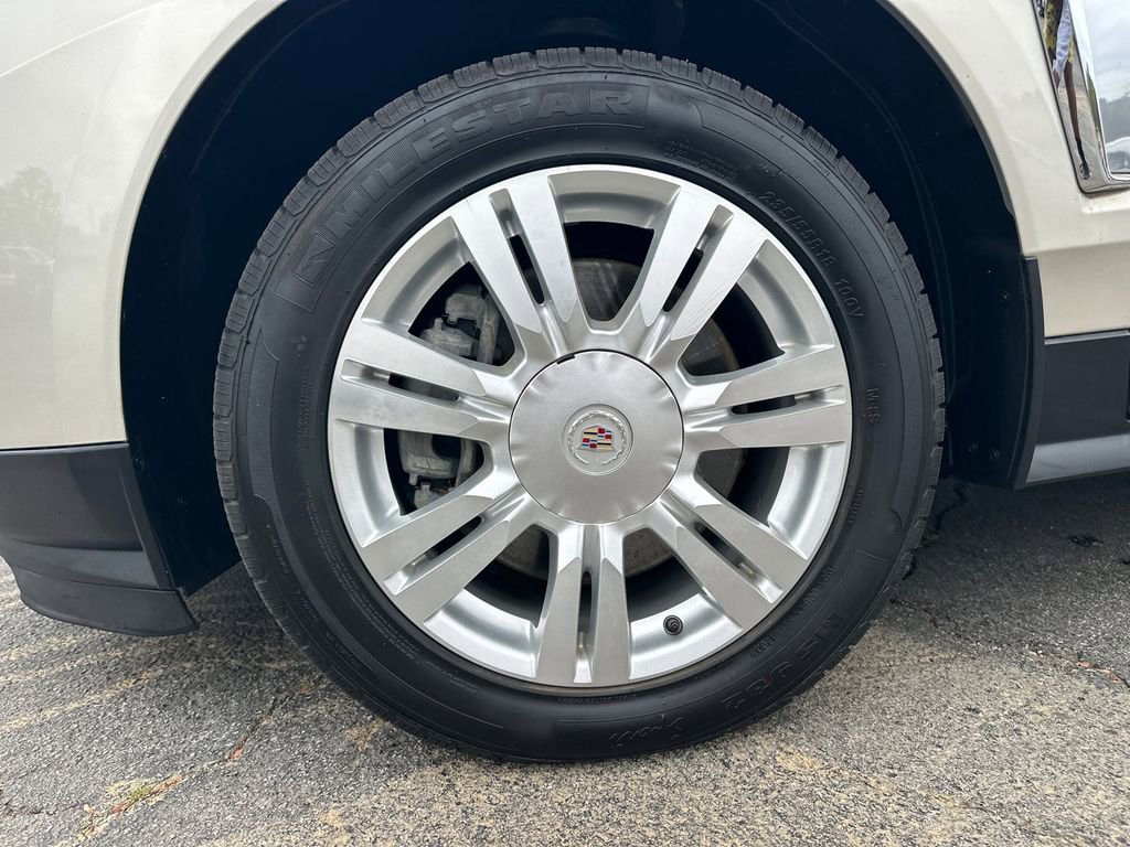 Used 2013 Cadillac SRX Luxury w/ Driver Awareness Package image 11
