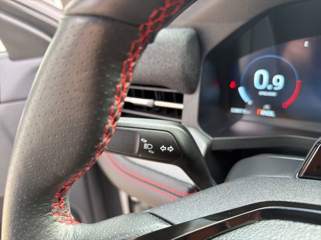 Used 2025 Ford Explorer ST-Line image 31