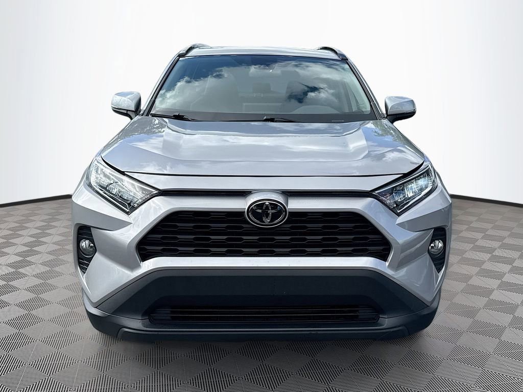Used 2021 Toyota RAV4 XLE Premium FWD image 2