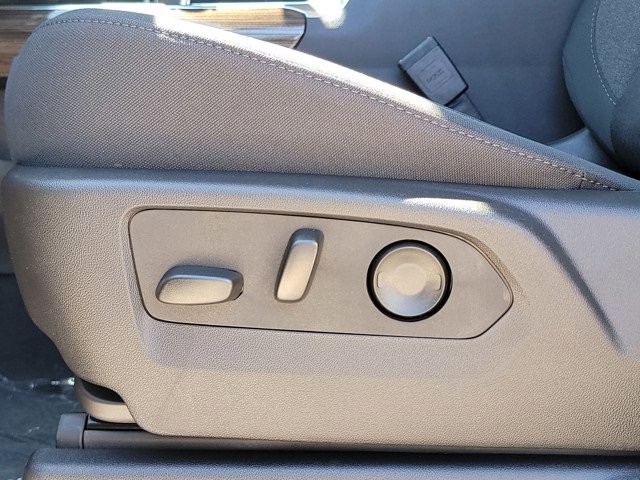 New 2026 Chevrolet Silverado 1500 RST image 33