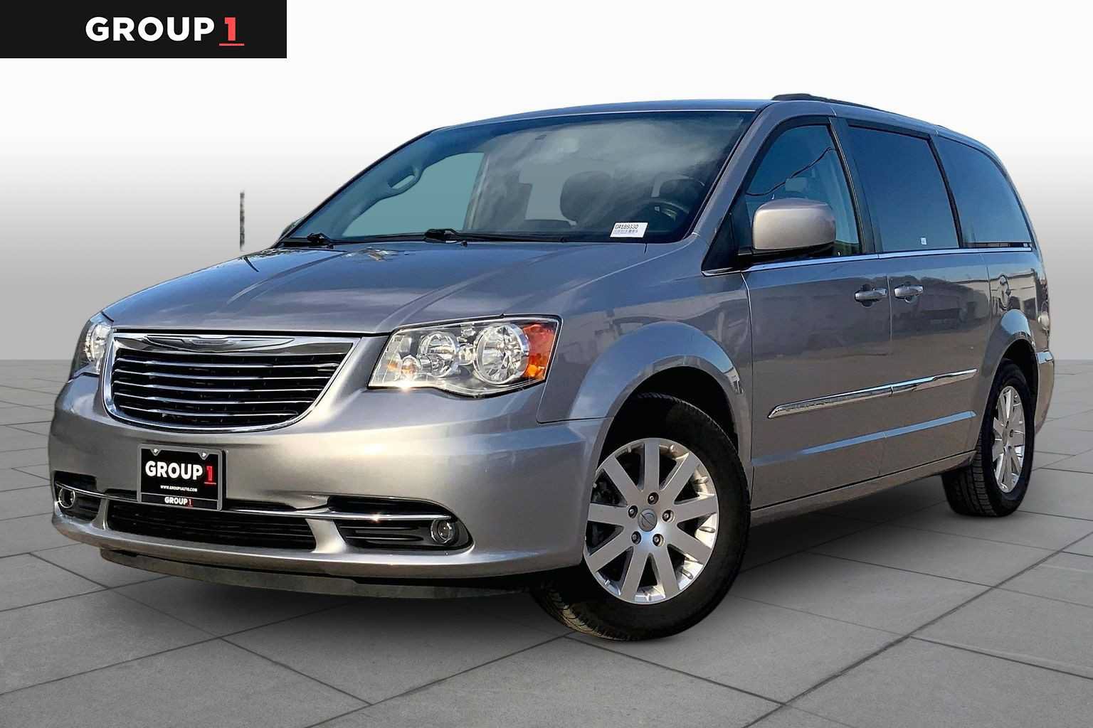 Used 2016 Chrysler Town & Country Touring