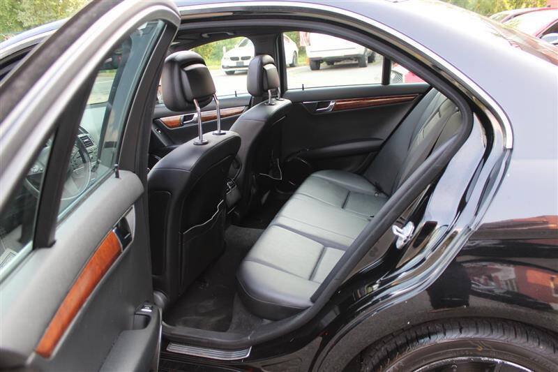 Used 2011 Mercedes-Benz C 300 4MATIC Sedan image 22