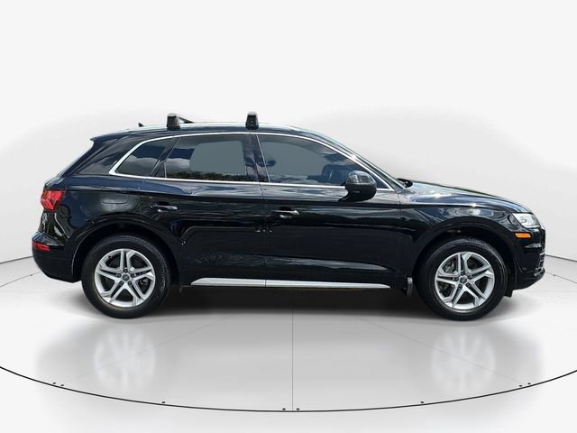 Used 2019 Audi Q5 2.0T Premium w/ Convenience Package AWD/4WD image 3