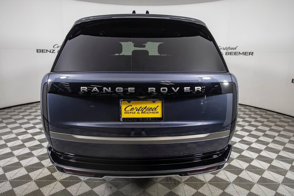 Used 2025 Land Rover Range Rover SE AWD/4WD image 7
