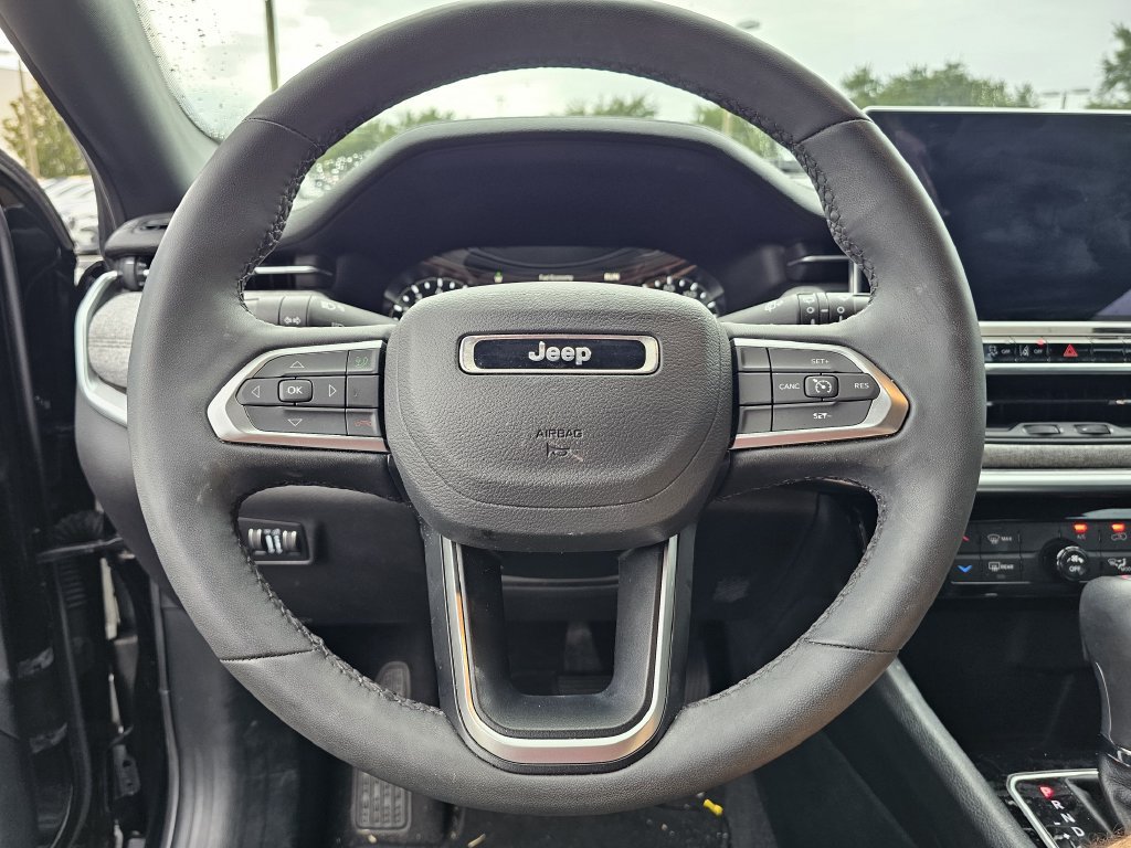 Used 2024 Jeep Compass Latitude AWD/4WD image 20