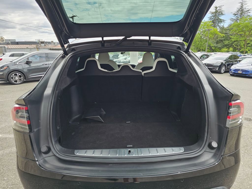 Used 2020 Tesla Model X Performance image 18
