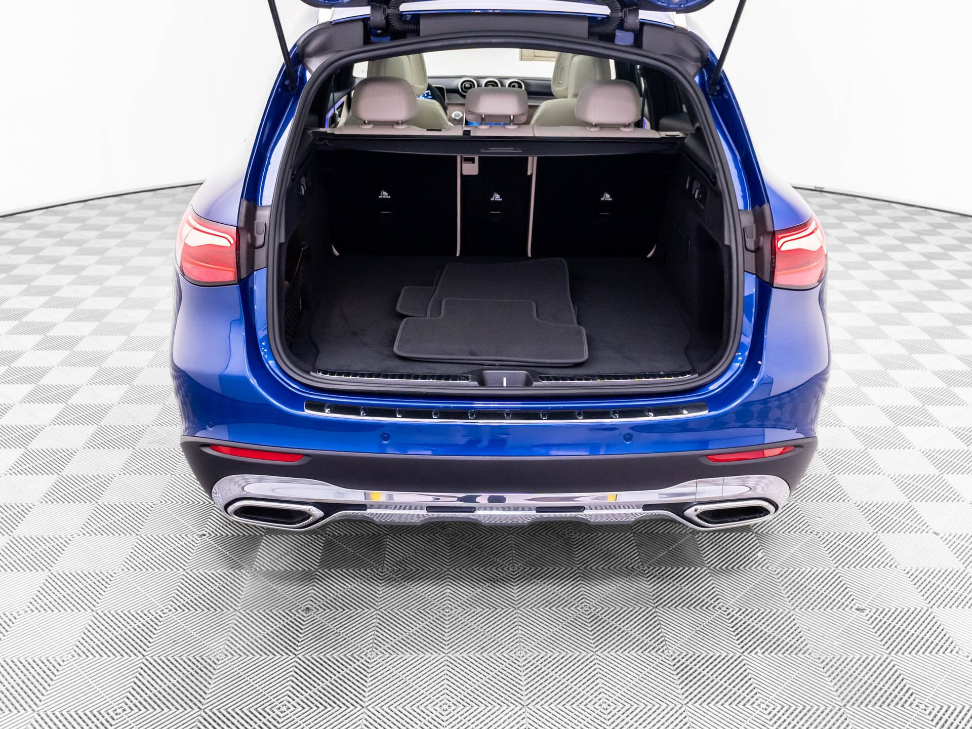 New 2026 Mercedes-Benz GLC 300 4MATIC image 34