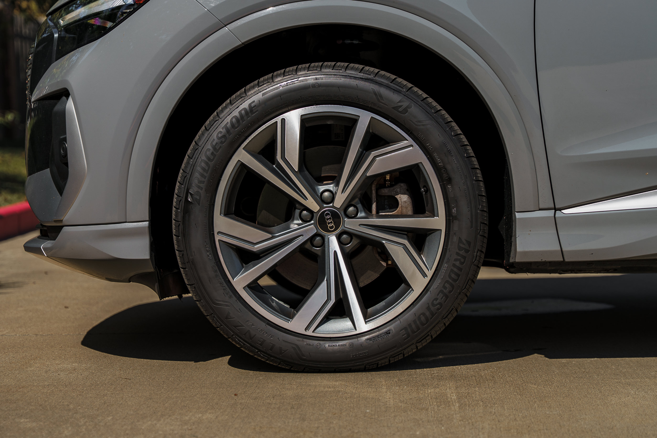 Certified 2023 Audi Q4 e-tron Premium AWD/4WD image 26