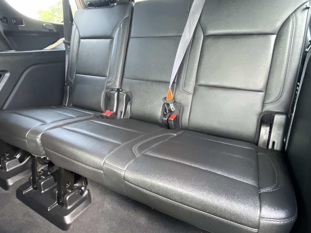 Certified 2022 Chevrolet Tahoe LT w/ Luxury Package AWD/4WD image 11