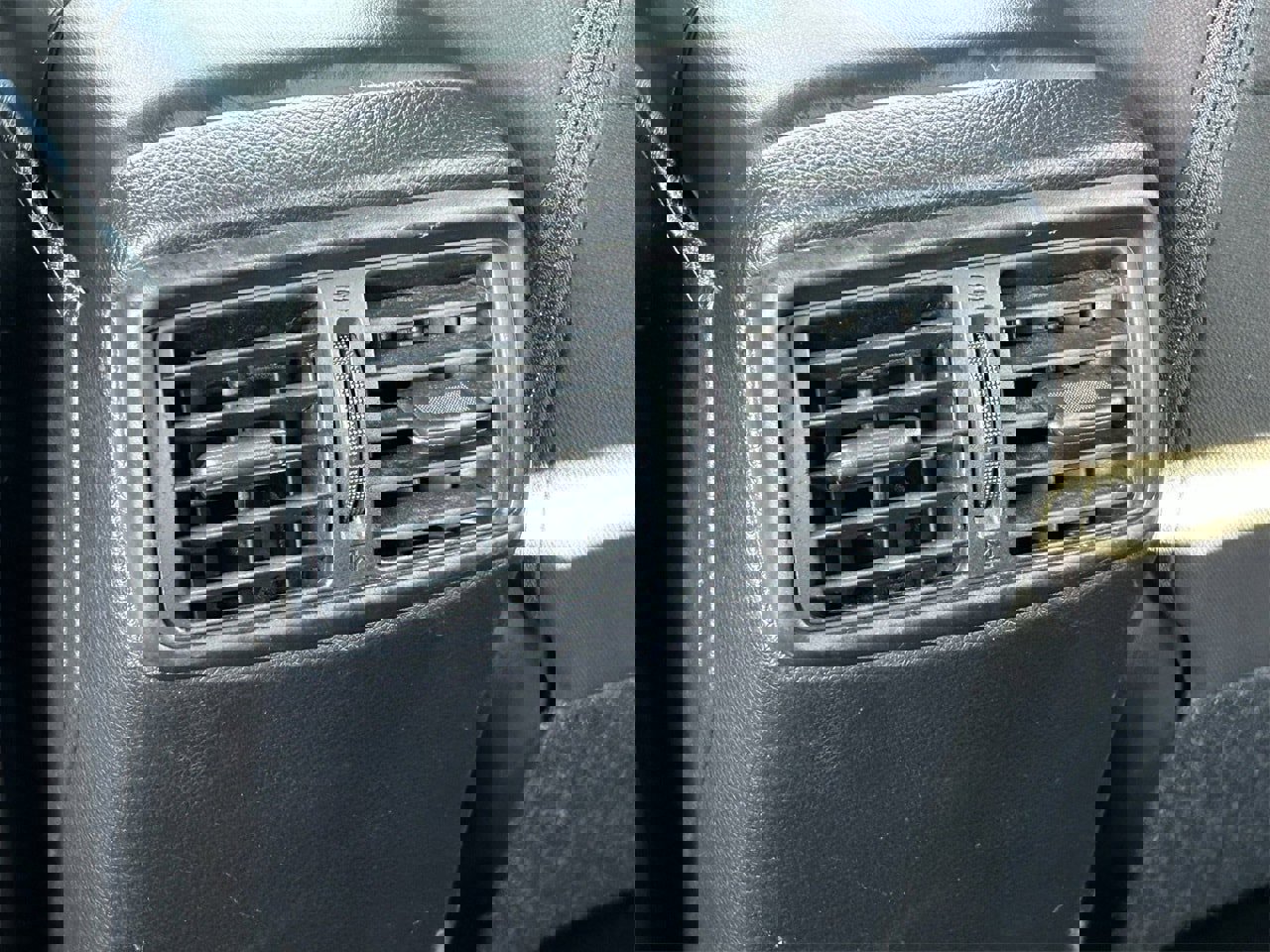 Certified 2021 Nissan Rogue Sport S image 14